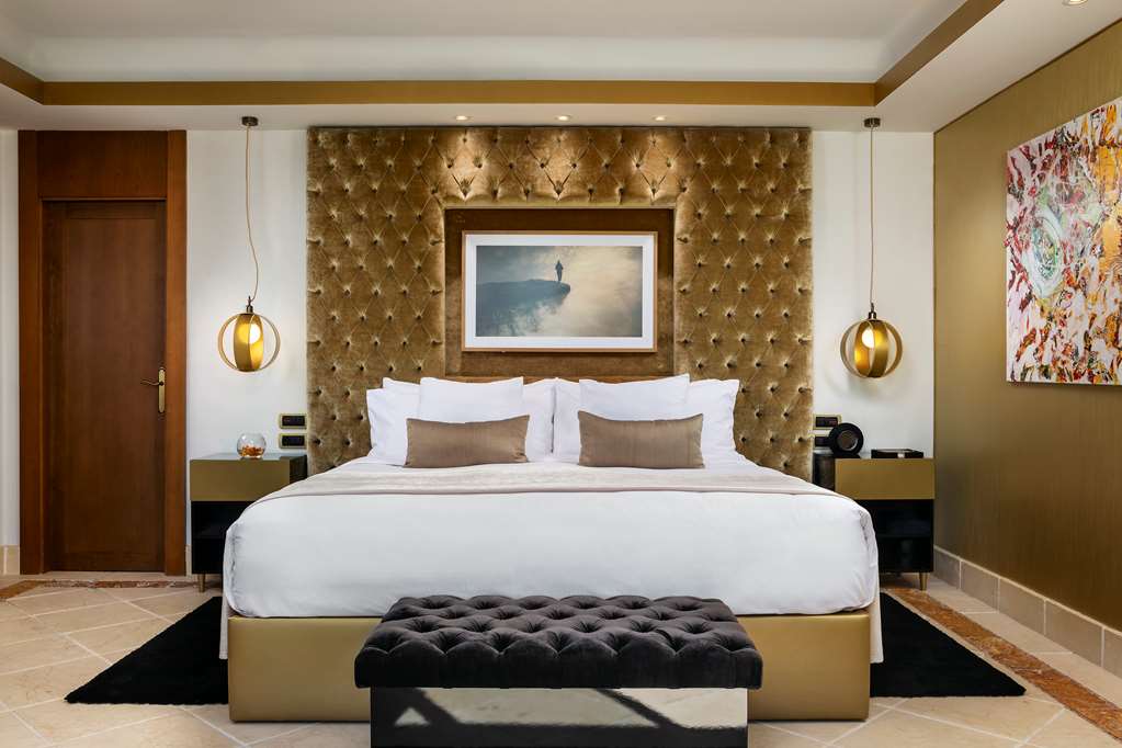 HOTEL DON PEPE GRAN MELIA Suite