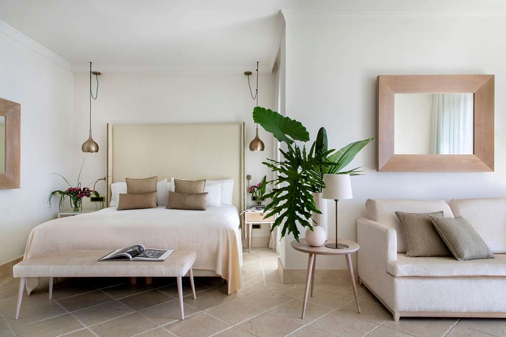 HOTEL DON PEPE GRAN MELIA Suite