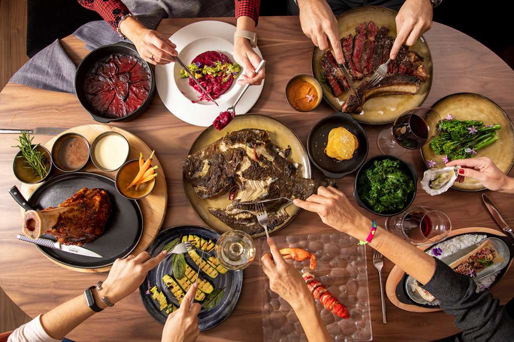 HOTEL DON PEPE GRAN MELIA Restaurant