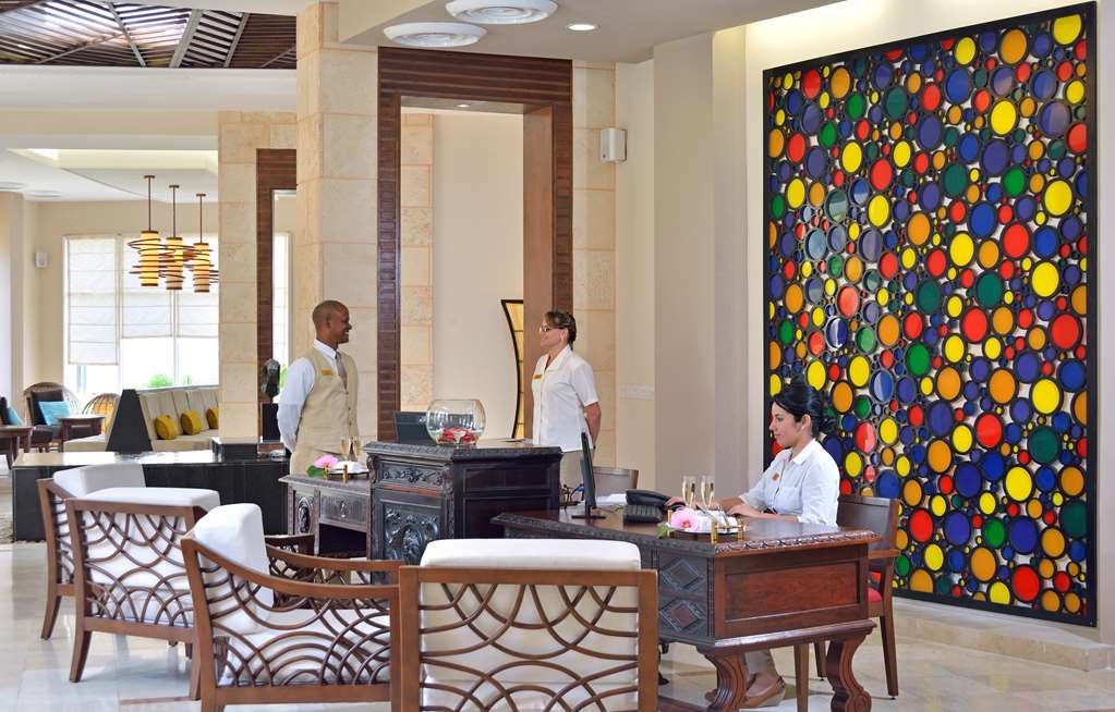 PARADISUS PRINCESA DEL MAR Lobby view