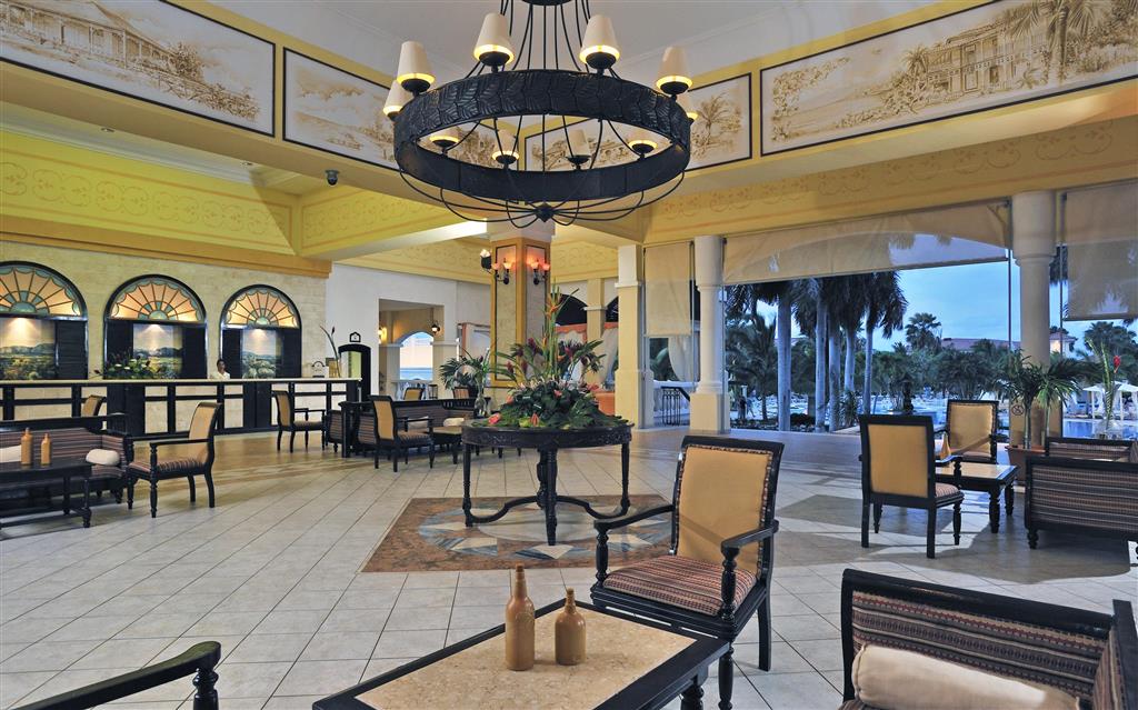 PARADISUS PRINCESA DEL MAR Lobby view