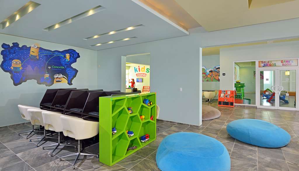 PARADISUS VARADERO Recreational facility