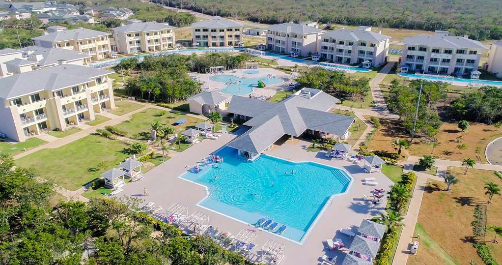 PARADISUS VARADERO Exterior view