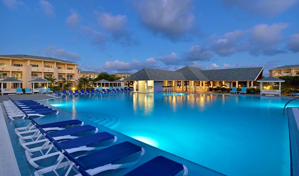 PARADISUS VARADERO Pool view