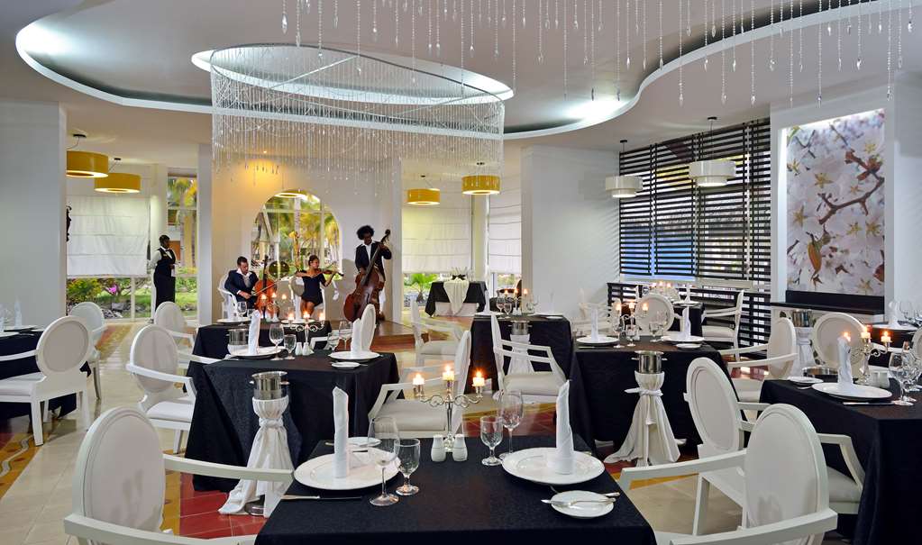 PARADISUS VARADERO Restaurant
