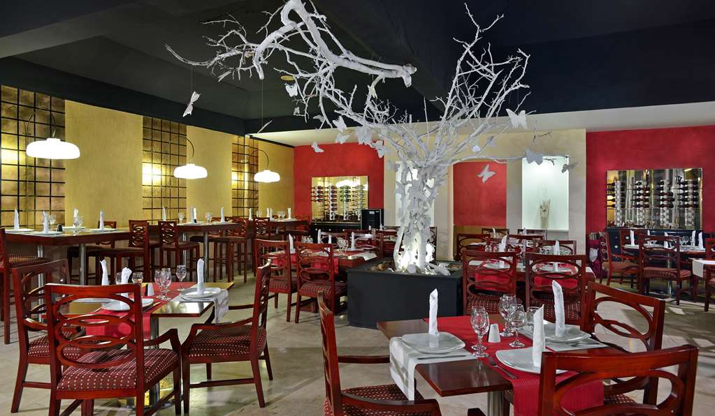 PARADISUS VARADERO Restaurant