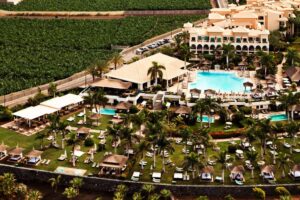RED LEVEL AT GRAN MELIA PALACIO DE ISORA Exterior view