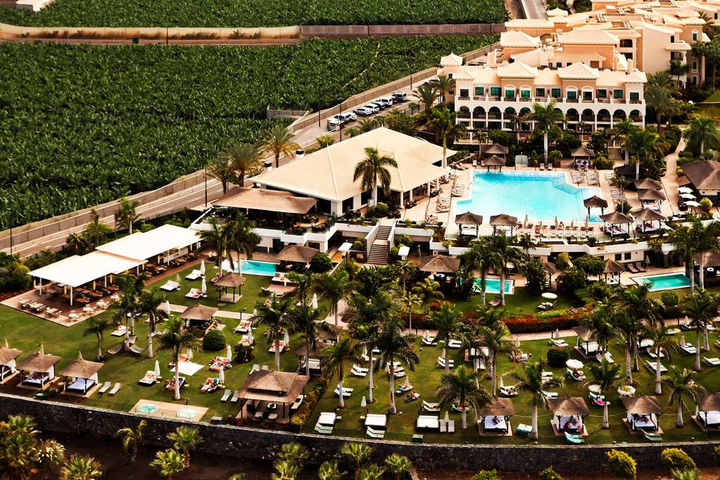 RED LEVEL AT GRAN MELIA PALACIO DE ISORA Exterior view