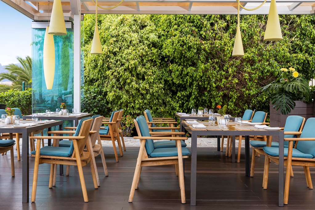 RED LEVEL AT GRAN MELIA PALACIO DE ISORA Bar/Lounge