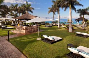 RED LEVEL AT GRAN MELIA PALACIO DE ISORA Bar/Lounge