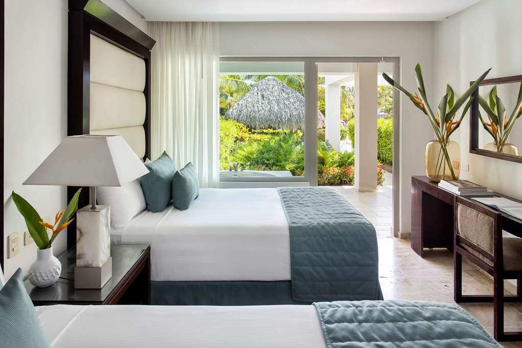 THE RESERVE AT PARADISUS PALMA REAL Suite