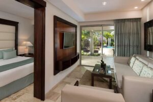 THE RESERVE AT PARADISUS PALMA REAL Suite