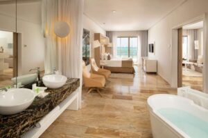 THE RESERVE AT PARADISUS PALMA REAL Suite