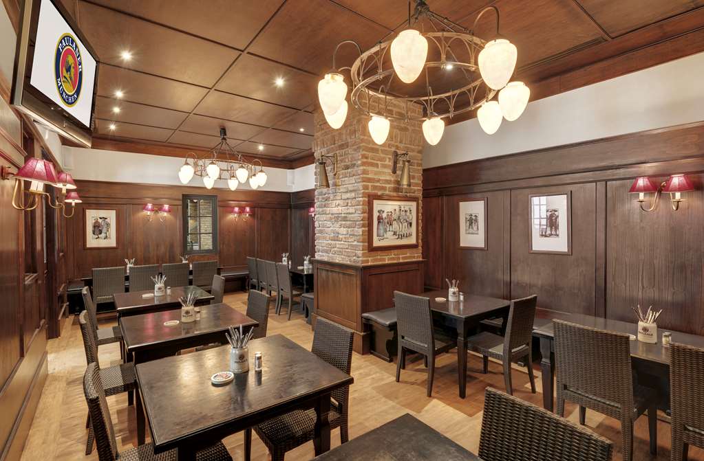 Hotel Indonesia Kempinski Jakarta JKT1_Paulaner Brauhaus Stube.tif