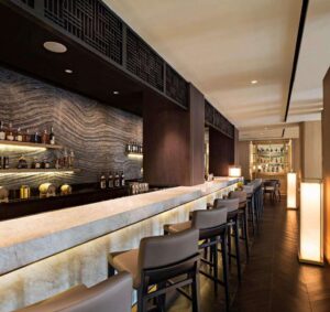 Hotel Indonesia Kempinski Jakarta JKT1_OKU Bar.tif