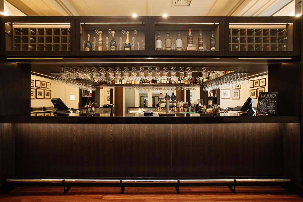 HYATT HOTEL CANBERRA - A PARK HYATT Bar/Lounge