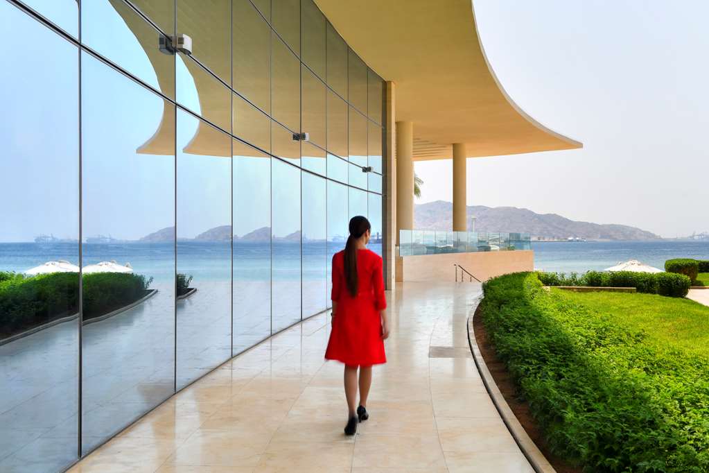 Kempinski Hotel Aqaba Lady In Red.