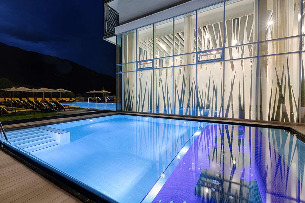 Kempinski Hotel Das Tirol Jochberg Kitzbuehel Alps Spa Saltwater Pool