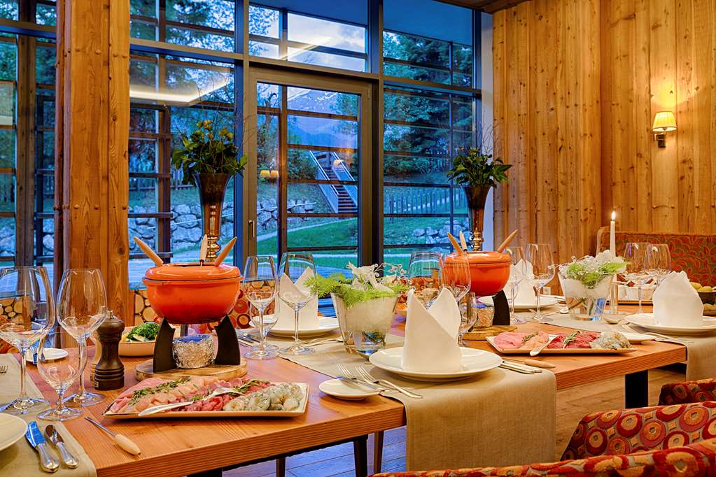 Kempinski Hotel Das Tirol Jochberg Kitzbuehel Alps Fondue