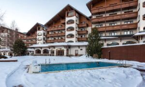 Kempinski Hotel Grand Arena Bansko Bulgaria SOF2_Kempinski Bansko outside pool.tif