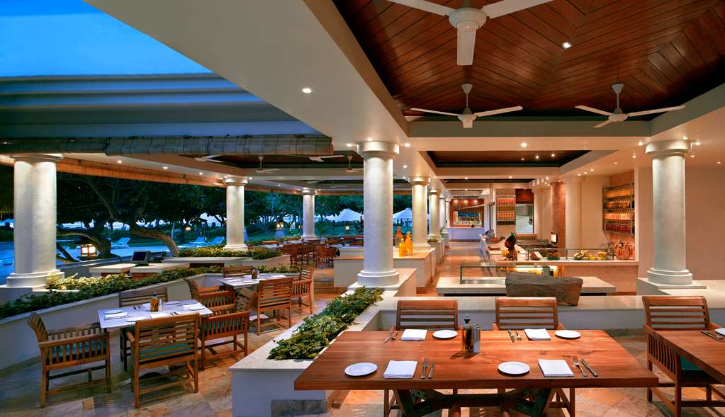 GRAND HYATT BALI Restaurant