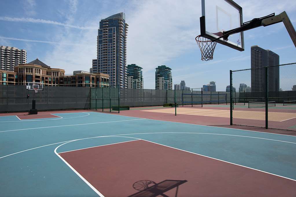 MANCHESTER GRAND HY SAN DIEGO Recreational facility