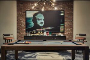 Hotel Emblem San Francisco, a Viceroy Urban Retreat The Draft Pool Table
