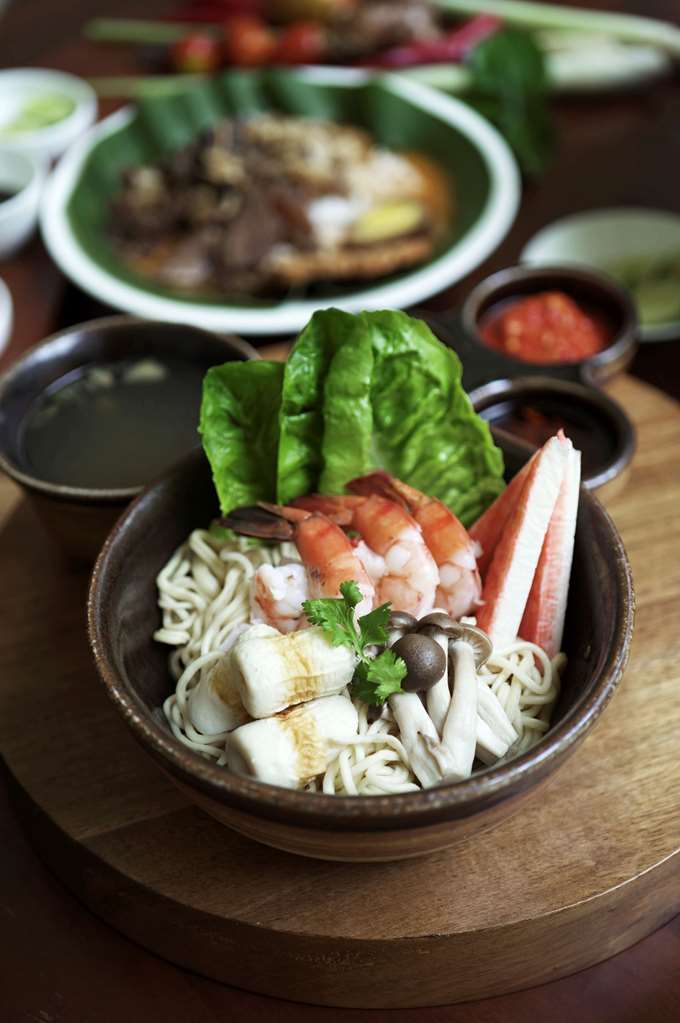 Hotel Indonesia Kempinski Jakarta KIJKT1_Lamian 2.JPG