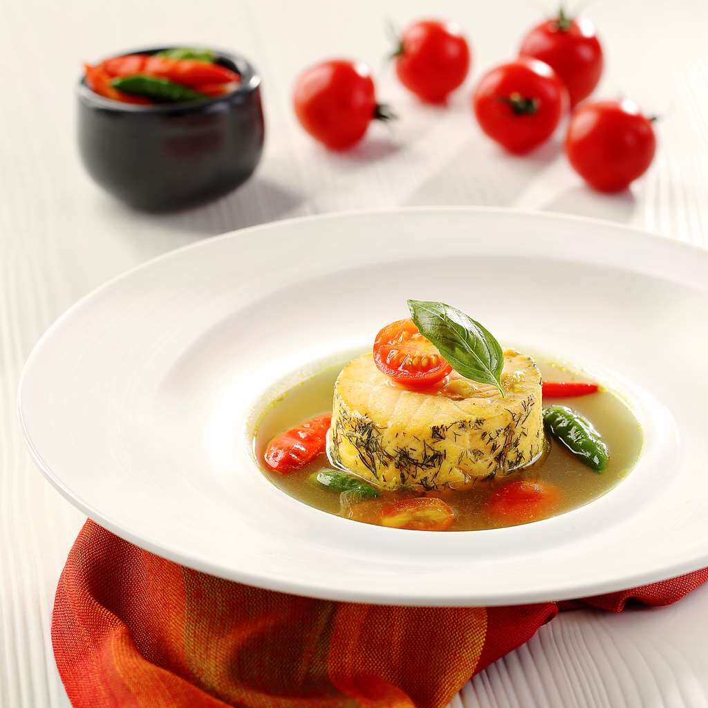 Hotel Indonesia Kempinski Jakarta KIJKT1_Pindang Salmon.DN.jpg