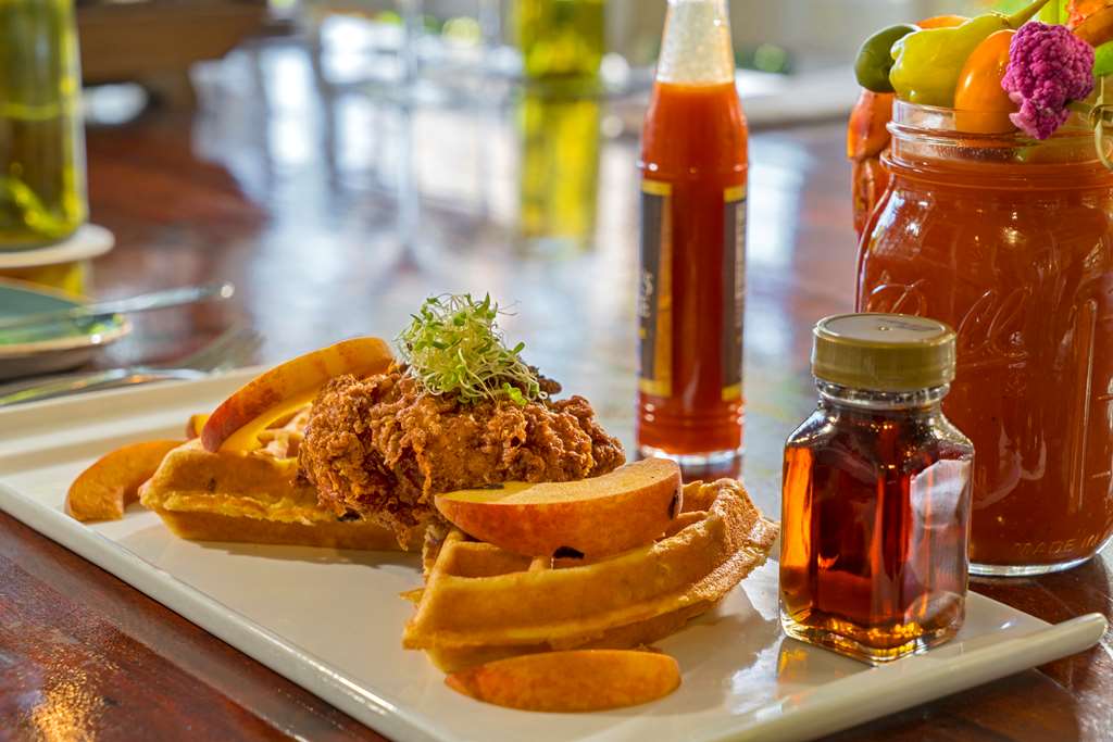 HY REG COCONUT POINT RES SPA Restaurant