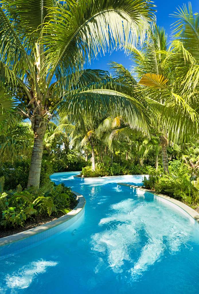 HY REG COCONUT POINT RES SPA Pool view