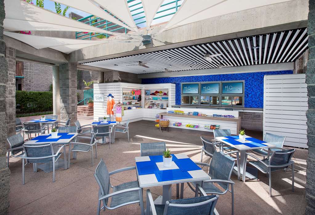 HYATT REGENCY SCOTTSDALE RESORT AND Restaurant