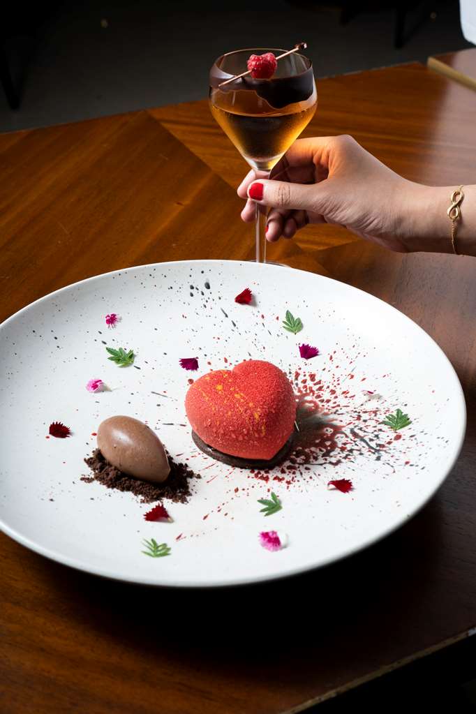 Hotel Indonesia Kempinski Jakarta Valentine's day promotions