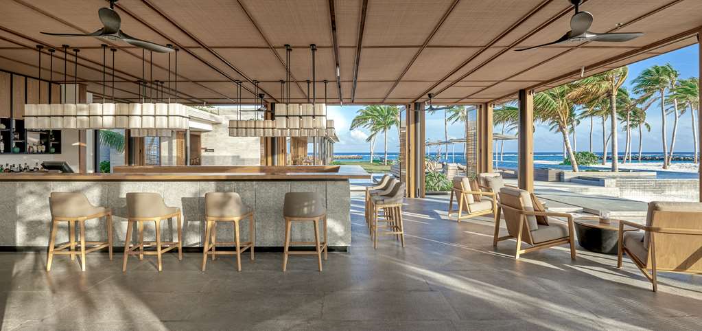 ALILA KOTHAIFARU MALDIVES Bar/Lounge