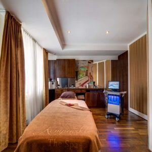 Kempinski Grand Hotel des Bains St.Moritz Treatment Room Hydrafacial.jpg