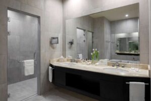 Kempinski Hotel Al Othman-Al Khobar, Saudi Arabia Business Suite Bathroom.jpg