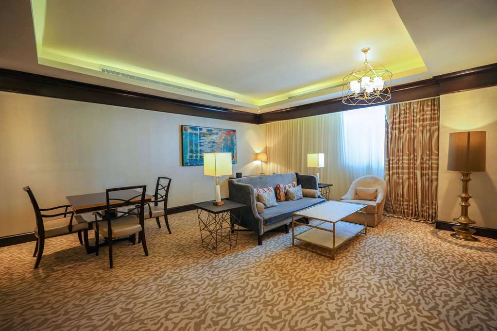 Kempinski Hotel Al Othman-Al Khobar, Saudi Arabia Ex suite Living room 2.JPG