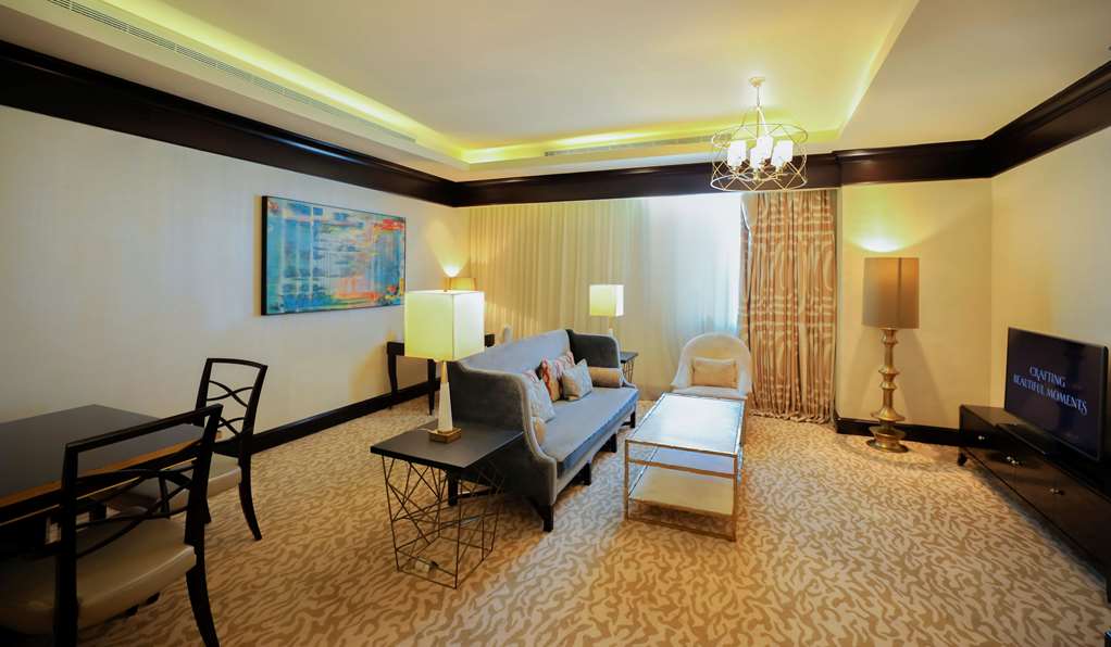 Kempinski Hotel Al Othman-Al Khobar, Saudi Arabia Ex suite Living room 1.jpg