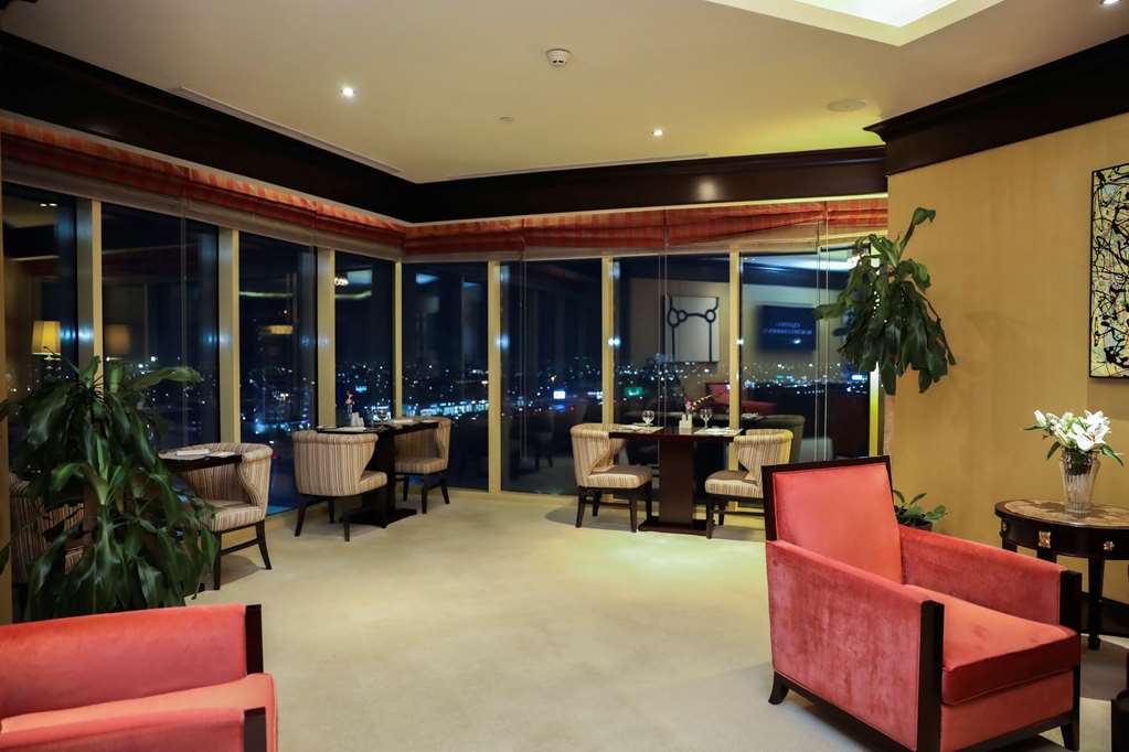 Kempinski Hotel Al Othman-Al Khobar, Saudi Arabia Exceutive Lounge 5.jpg